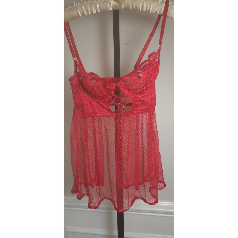 Seven Til Midnight Midnight Women's M Red Lace Lingerie push up bra sheer lace